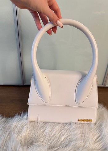 Jacquemus Beyaz Deri Minimalist Çanta - Görsel 2