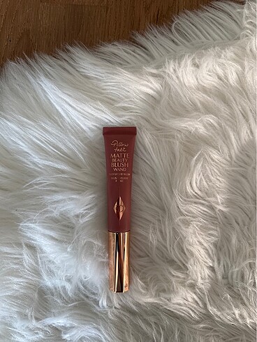 Charlotte Tilbury Matte Blush/ Tarte ilani