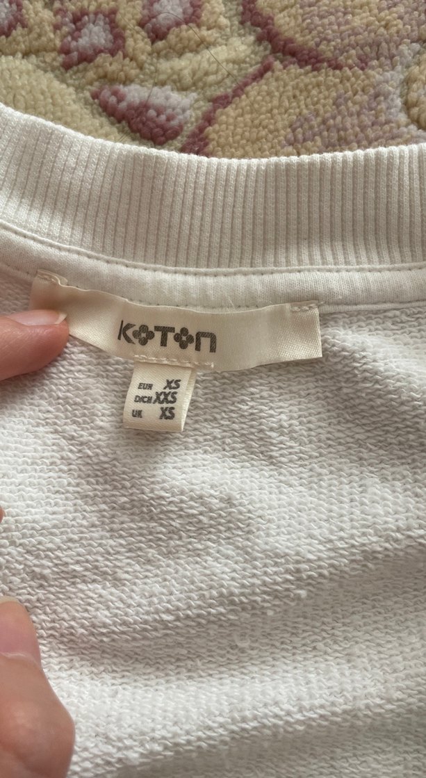 Beyaz Dantel Detaylı Kadın Spor Yelek - Görsel 3