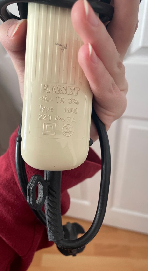 Beyaz Saç Kurutma Makinesi - Görsel 5