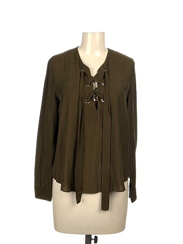 Zara Bluz %70 İndirimli.