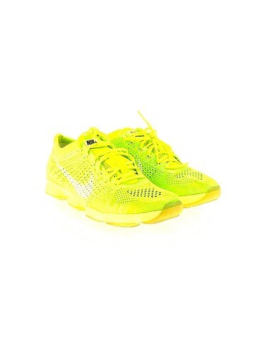 Nike Nike Spor Ayakkabı %70 İndirimli.