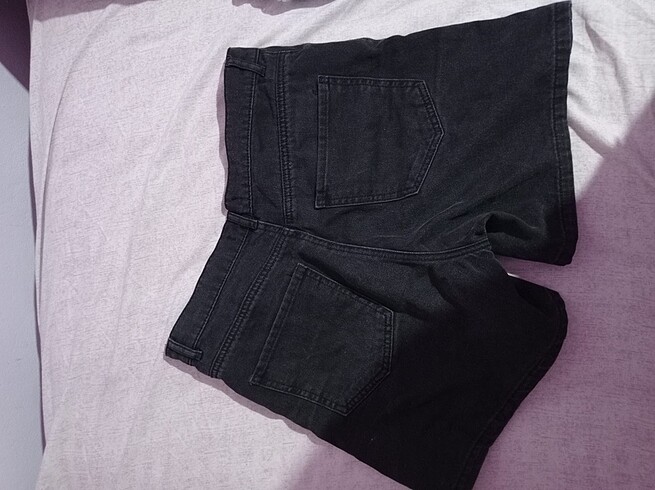 LC Waikiki siyah kot şort