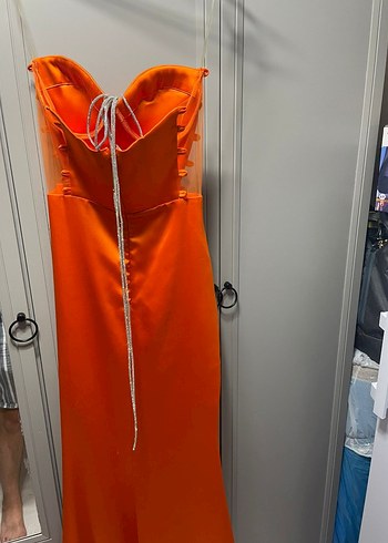 Parlak Turuncu Straplez Uzun Abiye Elbise - Görsel 2