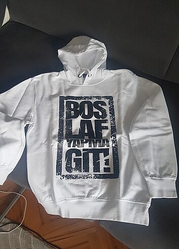 Sweatshirt 