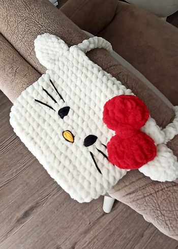 Beyaz hello kitty Figürlü Peluş Çanta