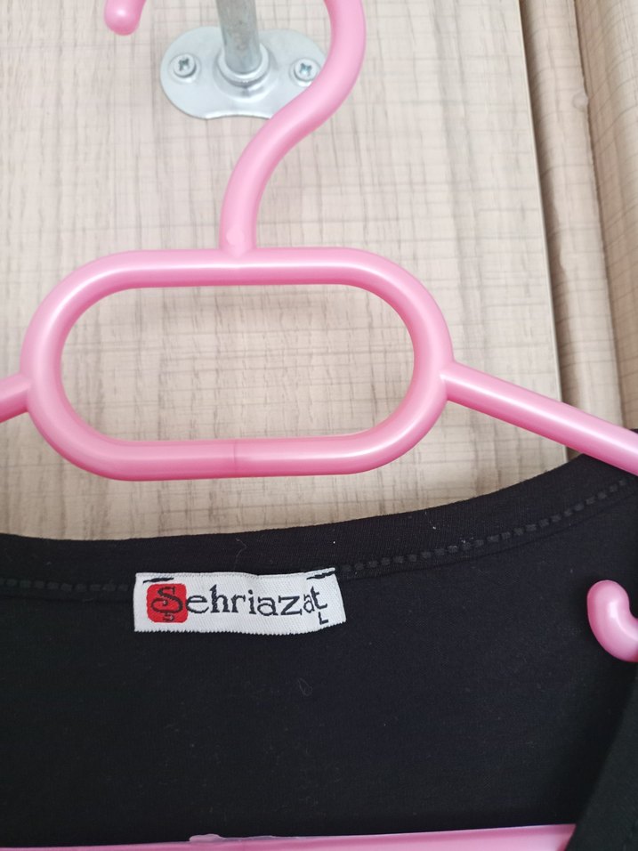 Siyah Baskılı bisiklet Yaka Kadın Bluz - Görsel 3