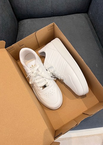 Adidas Adidas Beyaz Kadın Spor Ayakkabı 36