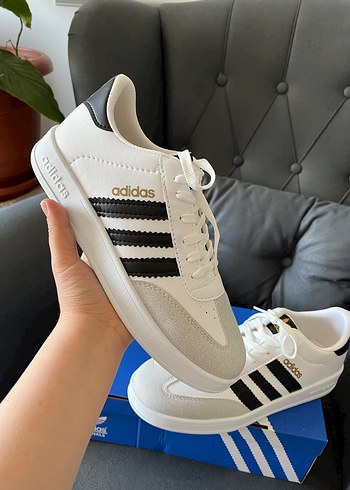 Adidas Adidas Beyaz Siyah Spor Ayakkabı 369