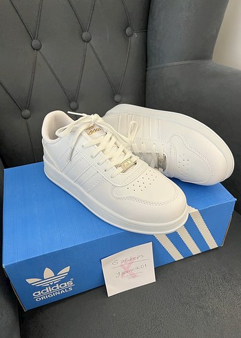 38 Beden Beyaz Kadın Spor Ayakkabı Adidas 38
