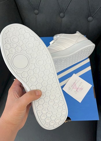 38 Beden beyaz Renk Adidas Beyaz Kadın Spor Ayakkabı 38