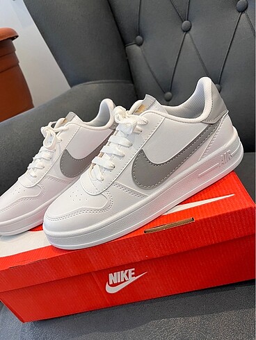 Nike beyaz spor ayakkabı 38