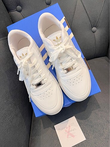 38 Beden Adidas beyaz spor ayakkabı 38