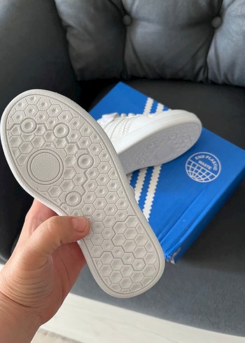 Adidas Adidas çocuk beyaz neo Spor Ayakkabı 28