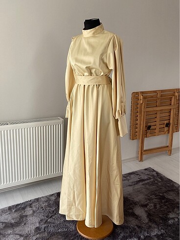Gold tesettür abiye