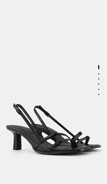 BERSHKA TOKALI TOPUKLU SANDALET