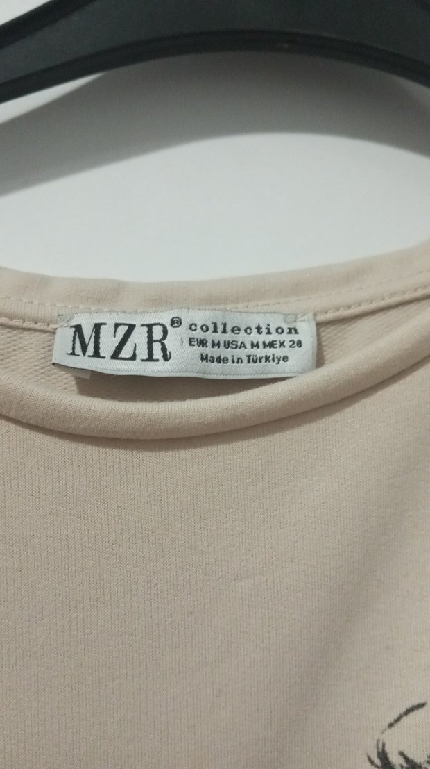 Kızlar için bol kesim baskılı bej tişört - Görsel 3