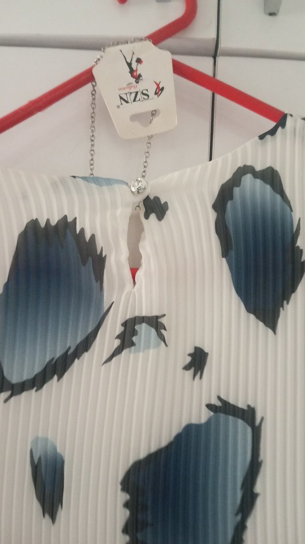 Beyaz Pilili Uzun Kollu Salaş Bluz - Görsel 5