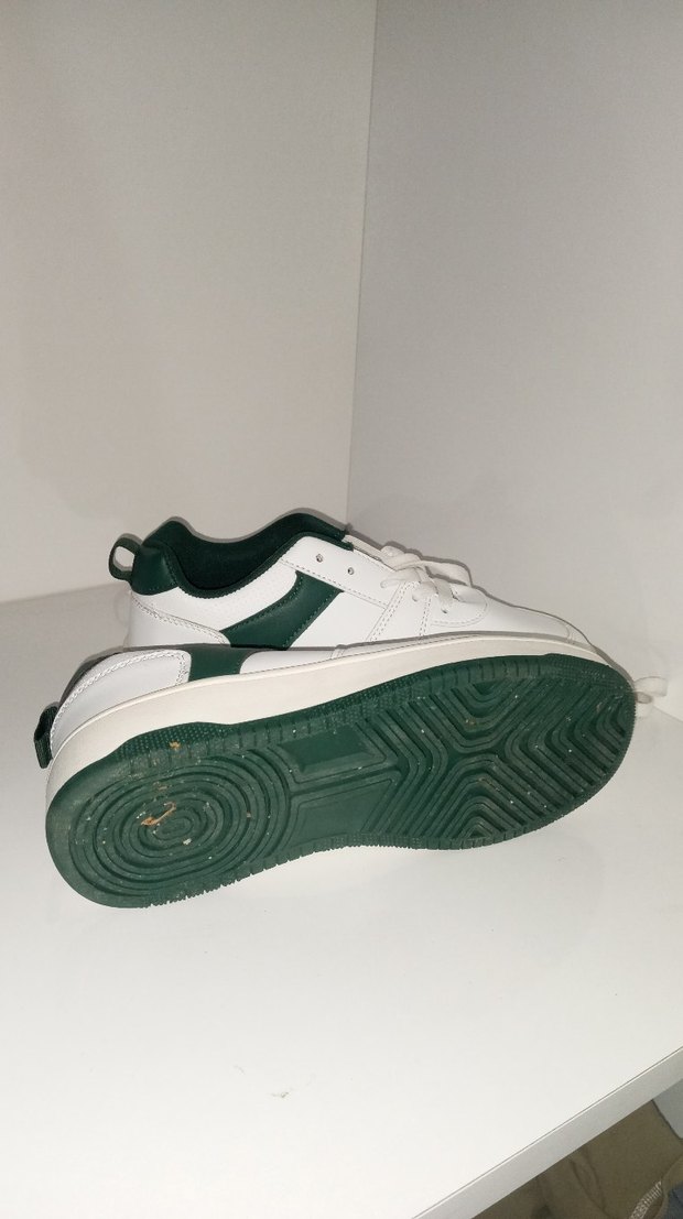 Beyaz Bağcıklı Kadın Sneaker - Görsel 3