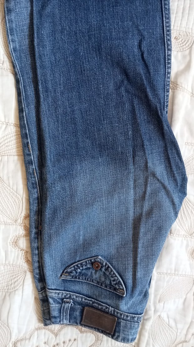 Düğmeli Mavi Kadın Denim Midi Jean - Görsel 4