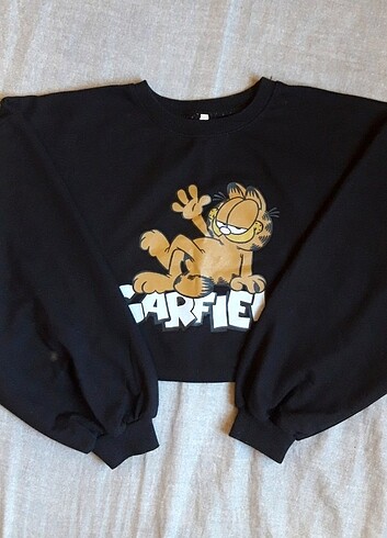 m Beden Garfield Crop Sweatshirt