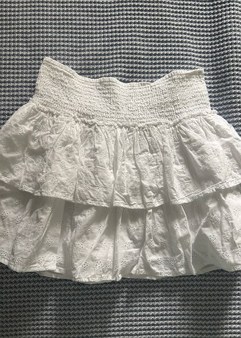 Nakış Detaylı Beyaz Mini Etek - Görsel 2