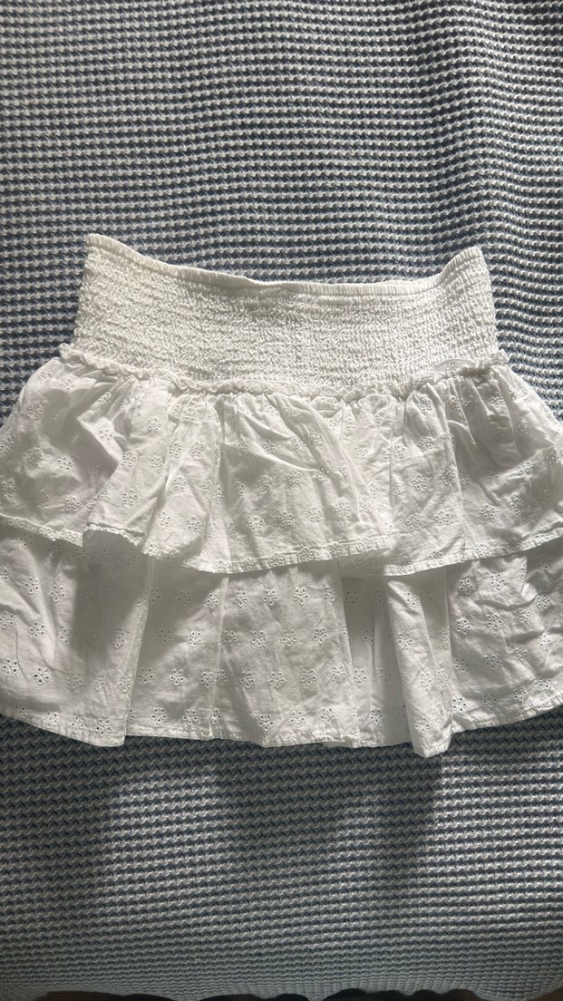 Nakış Detaylı Beyaz Mini Etek - Görsel 4