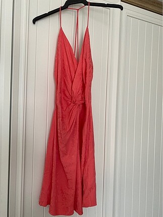 zara askılı elbise