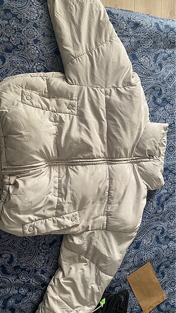 Pull and Bear puffer mont