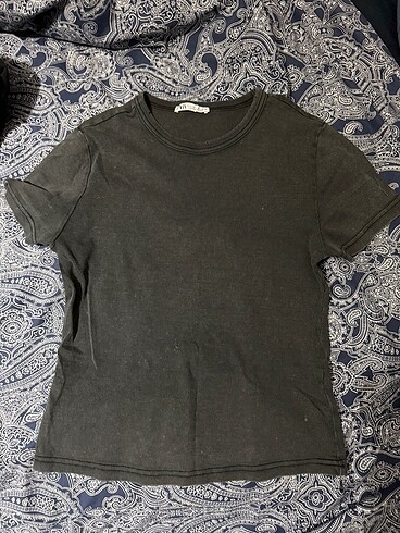 zara tshirt