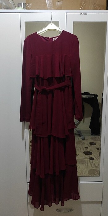 Kırmızı abiye 