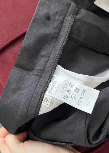 Diğer Kadın Gri Pliseli Kumaş Pantolon