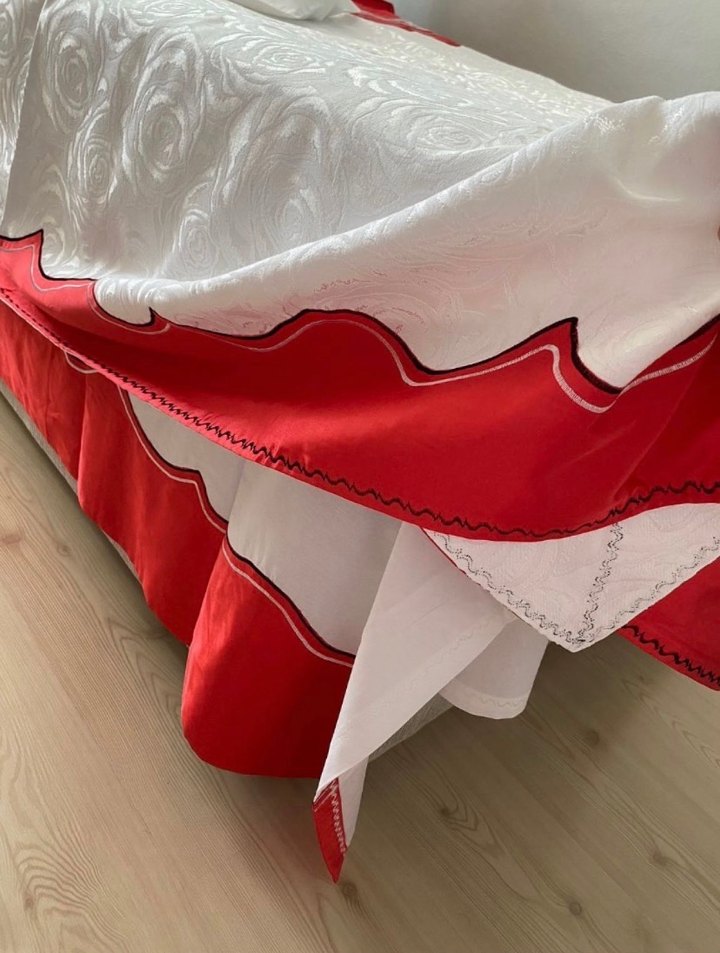 İşlemeli Çift Kişilik Pike Takımı - Görsel 4