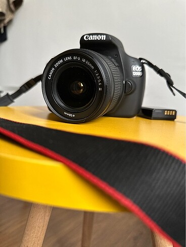 Canon EOS1200D