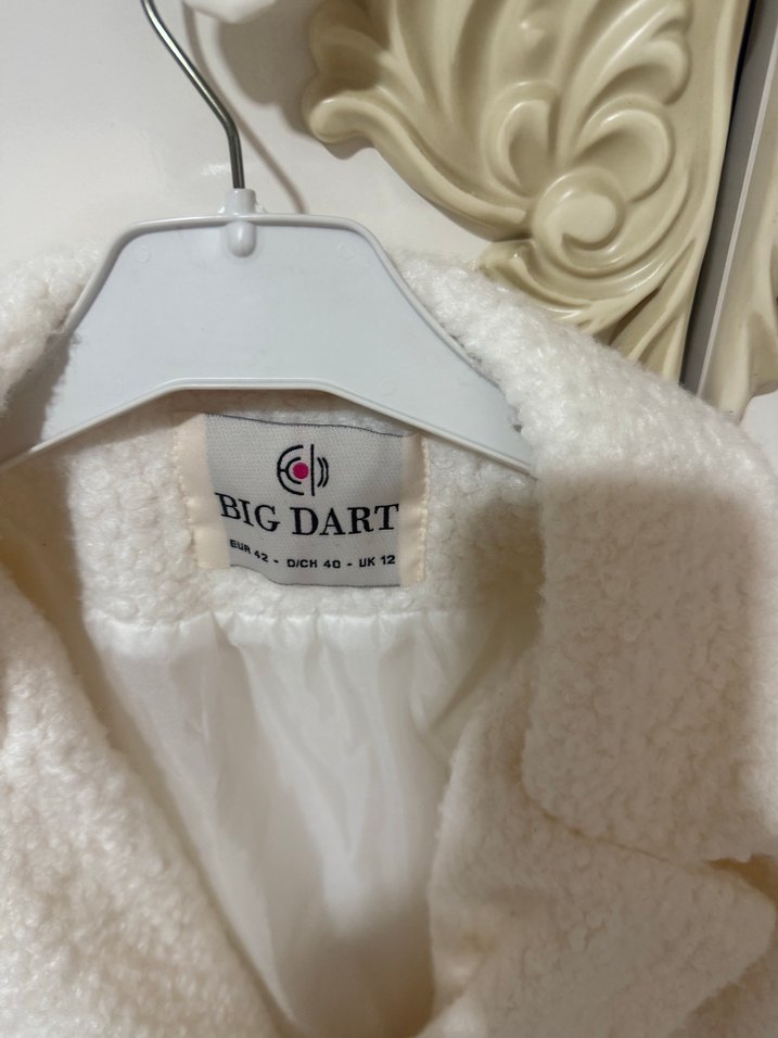 Kürk Detaylı Beyaz Kısa Kadın Kaban astarlı - Görsel 3