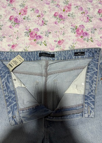 Kadın Mavi Rahat Kesim Midi Denim Pantolon - Görsel 3