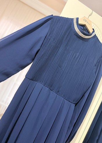 Kadın Lacivert Piliseli Uzun Abiye Elbise - Görsel 4
