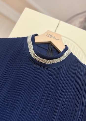 Kadın Lacivert Piliseli Uzun Abiye Elbise - Görsel 2