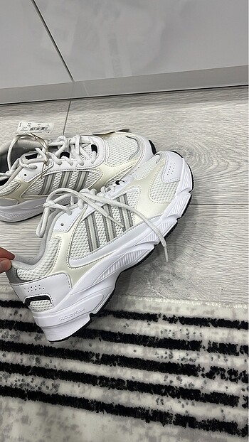 Adidas Ayakkabı