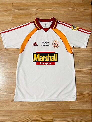 EFSANE UEFA HAGİ FORMA