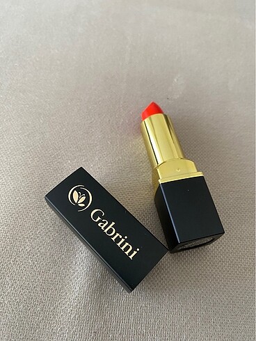 Diğer Ruj lipstick
