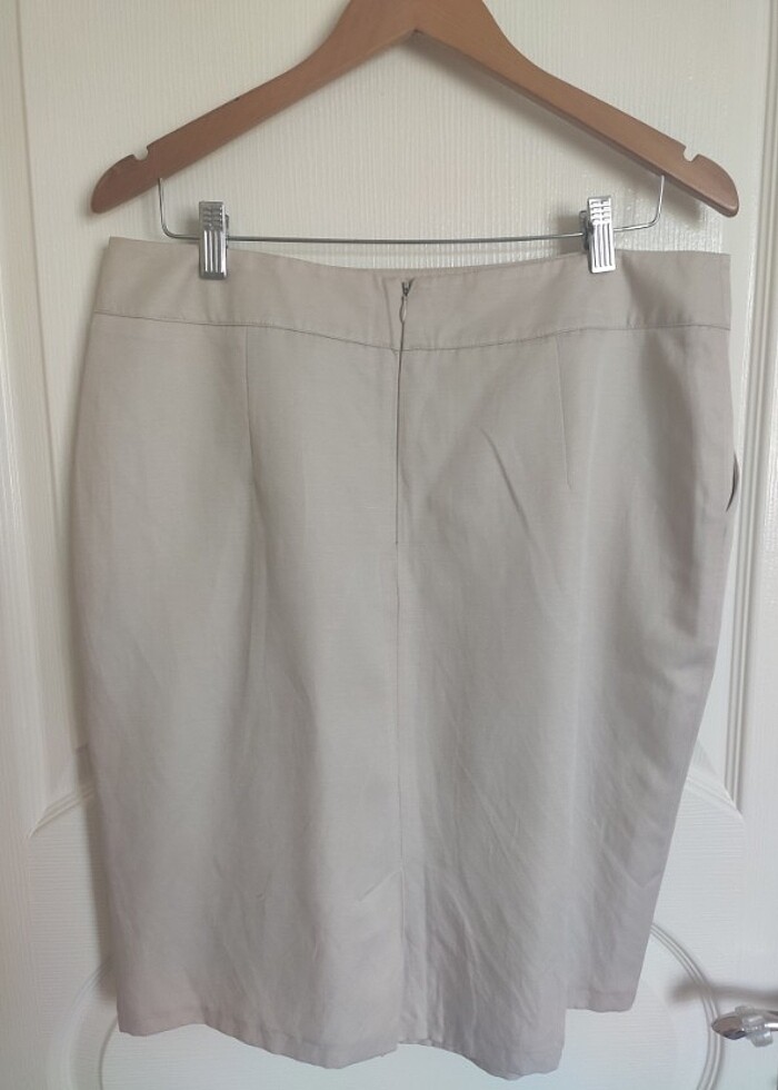 Bej rengi cep detaylı etek - Görsel 4