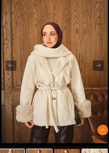 universal Beden Kürklü Bej Mini Kadın Kaban