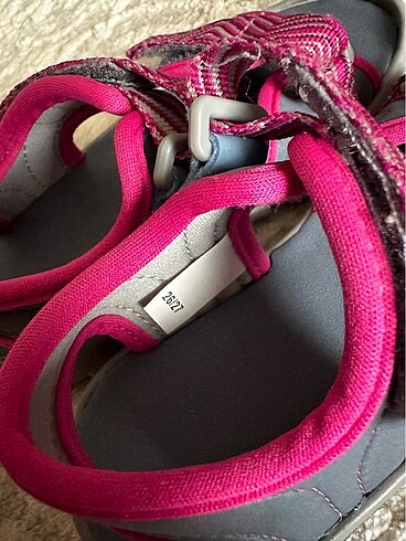 26 Beden pembe Renk Decathlon sandelet