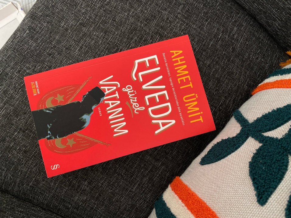 Ahmet Ümit - Elveda Güzel Vatanım - Görsel 3