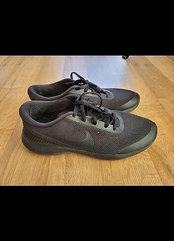 Nike 99 Numara Kadın Ayakkabısı