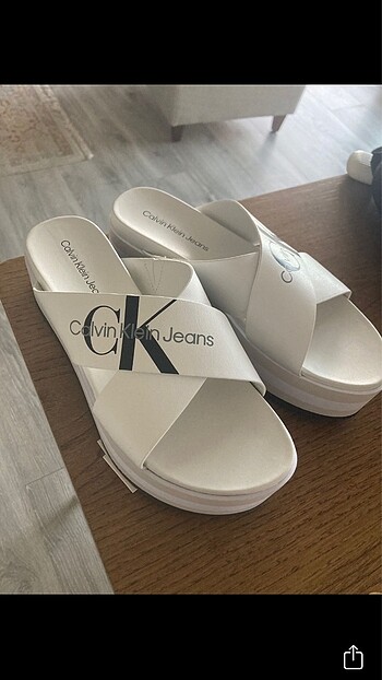 calvin klein beyaz terlik 40 numara