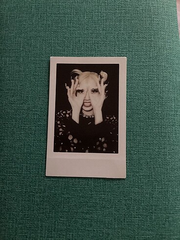 Orijinal Lisa photocard