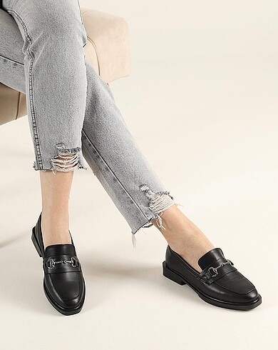 39 Beden Siyah tokalı loafer ayakkabı 