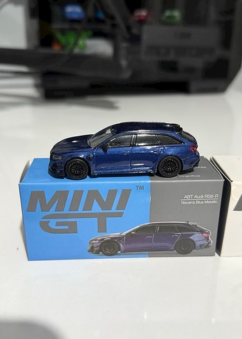 Mini GT ABT Audi RS6-R Mavi Oyuncak Araba